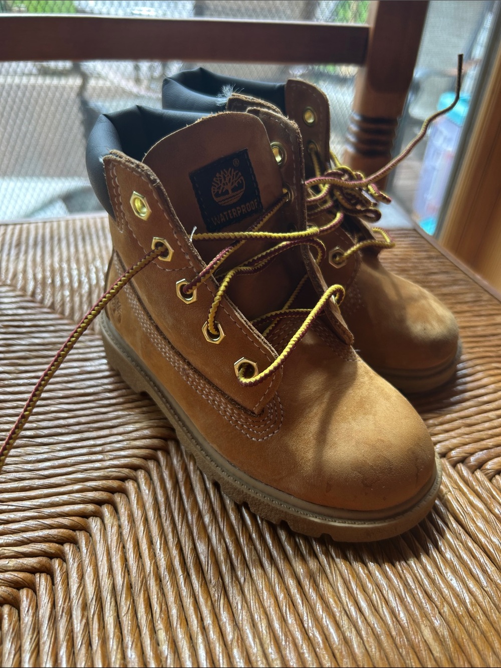 Timberland toddlers size 9 Brown Waterproof Nubuck Lace-Up Boots